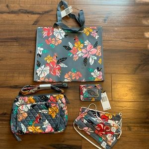 Vera Bradley Coastal Paradise Little Hipster Set